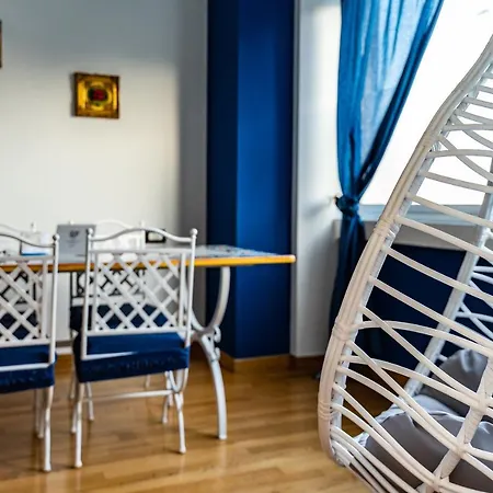 Covo Degli Angioini 4* Naples
