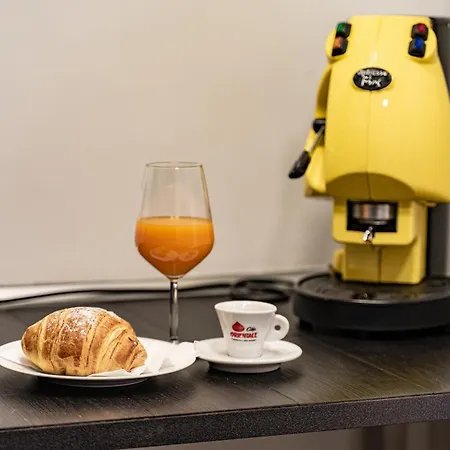 Covo Degli Angioini Naples