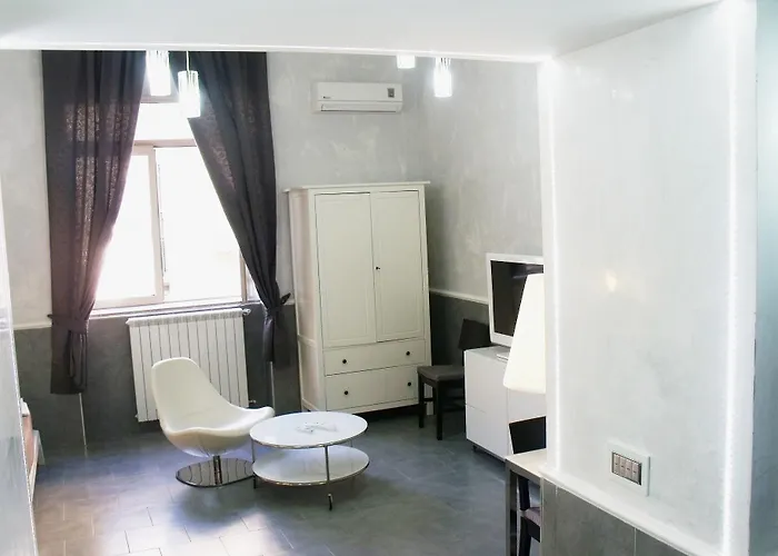 Bed & Breakfast Covo Degli Angioini Napels