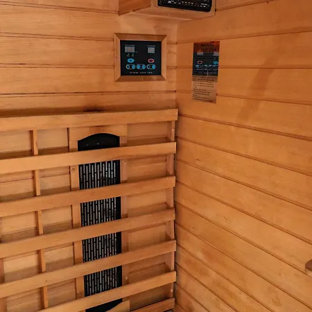 Bed and Breakfast Covo Degli Angioini 3*