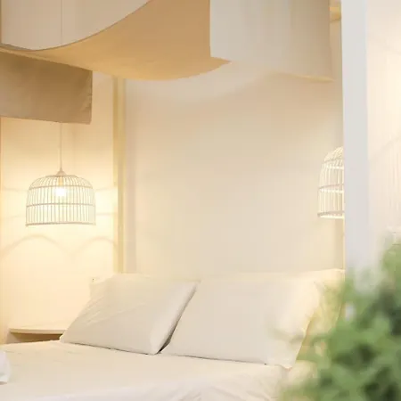 Covo Degli Angioini Bed and Breakfast 3*