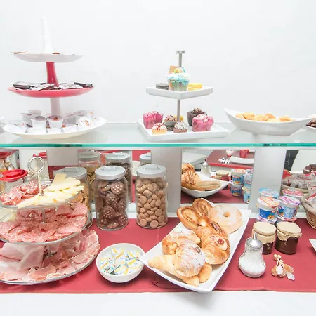 Covo Degli Angioini Bed and Breakfast 3*